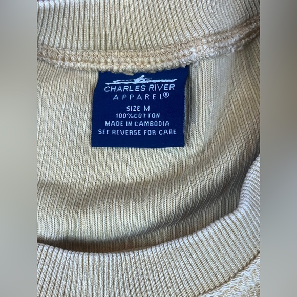 Charles River Size M Short Length Long Sleeve Crewneck Pullover Textured Yellow - Picture 2 of 7